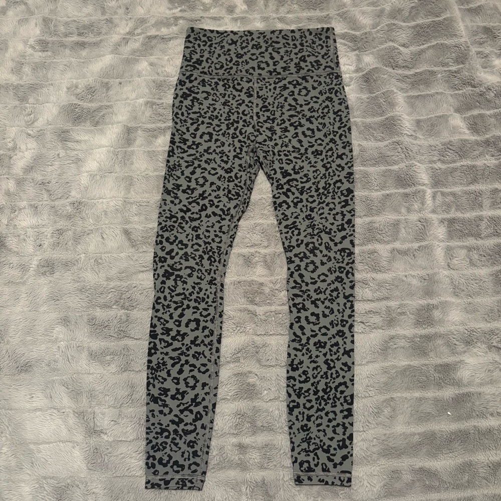 Athleta Gray Leggings with Black Leopard Print